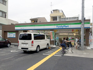 ファミリーマート 東田辺三丁目店